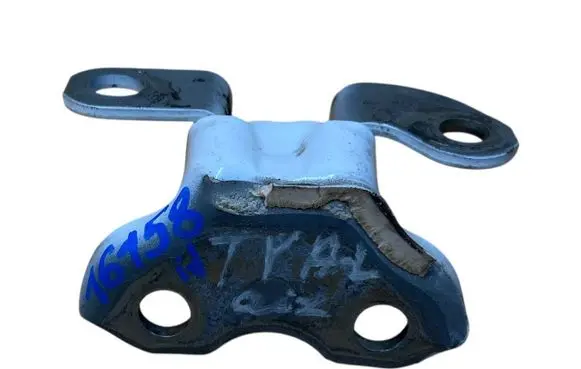 Toyota Yaris Rear door upper hinge 687600D061 687600H010