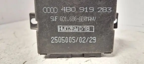 Volkswagen PASSAT B5.5 Parking PDC control unit/module 4b0919283