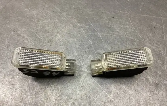 Audi A6 S6 C6 4F Other interior light 094741 SB7FR