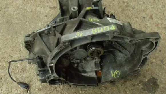 Ford Puma Manual 5 speed gearbox 97WT7002MB