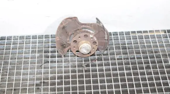 Mercedes-Benz SLK R171 Front wheel hub