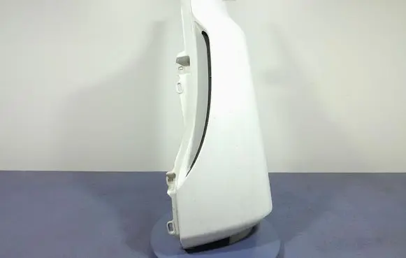 Renault Megane III Rear window tailgate spoiler 5010578659