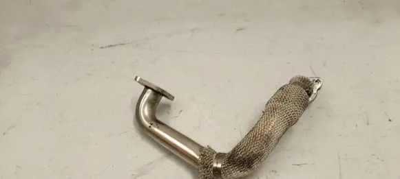 Porsche Cayenne (92A) EGR valve line/pipe/hose 057131525r