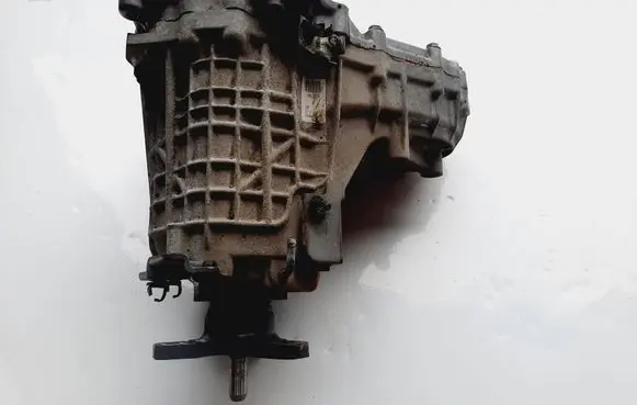 Infiniti FX Gearbox transfer box case 