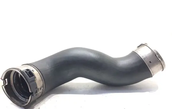 BMW 5 F10 F11 Intercooler hose/pipe 8516509