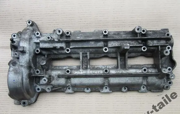 Mercedes-Benz E W211 Rocker cam cover A6420101230