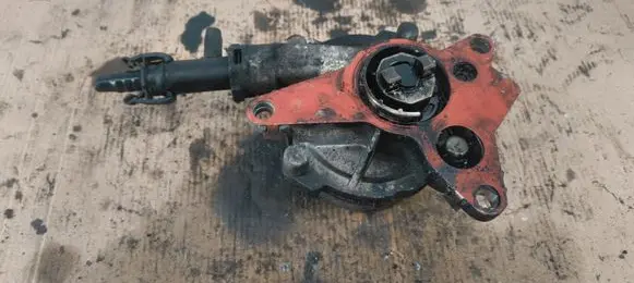 Nissan NV400 Vacuum pump 