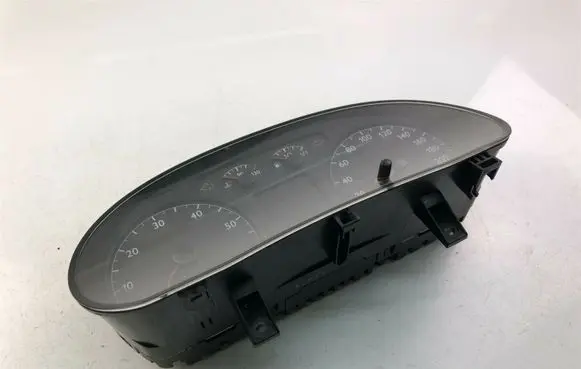 Volkswagen Polo IV 9N3 Speedometer (instrument cluster) 6Q0920800 K3286