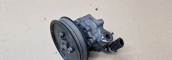 Audi A4 S4 B8 8K Power steering pump 8K0145154
