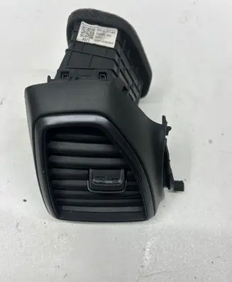 Hyundai Tucson TL Dashboard side air vent grill/cover trim 97490D7Ba0