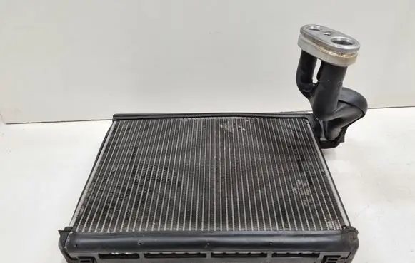 Air conditioning (A/C) radiator (interior)