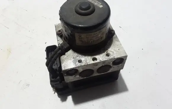 Renault Laguna I ABS Pump 7700424520