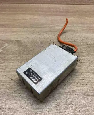 Volvo 740 Airbag control unit/module 0285100016