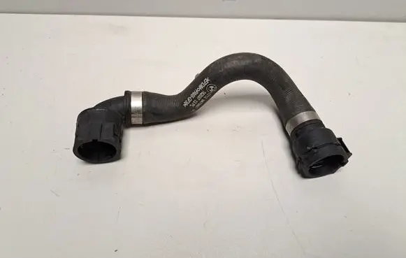 BMW i4 Engine coolant pipe/hose 8475697