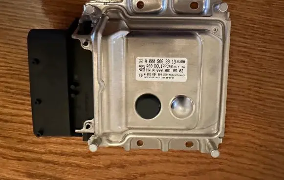 Mercedes-Benz GLC X253 C253 Adblue control unit A0009003313