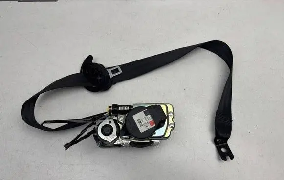Volkswagen PASSAT B8 Front seatbelt 3G2857705E