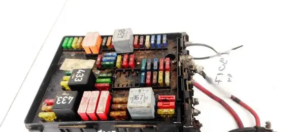 Volkswagen Tiguan Fuse box set 1K0937124K 014189861