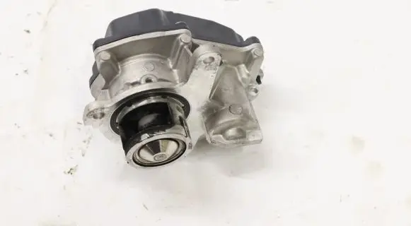 Volkswagen Tiguan Allspace Throttle valve 05L131501