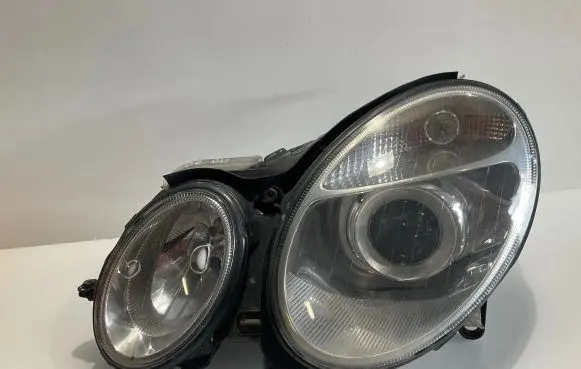 Mercedes-Benz E W211 Headlight/headlamp
