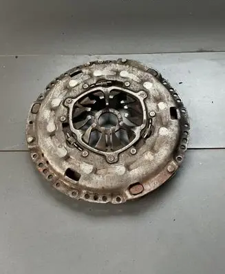 Volkswagen Golf V Pressure plate 