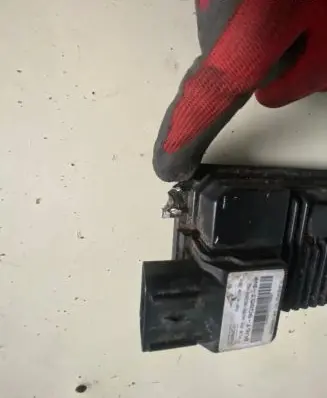 Ford Focus Distronic sensor radar AG9N9G768AA