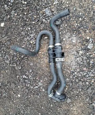 Volvo XC40 Air intake hose/pipe 8889016515 8888769014