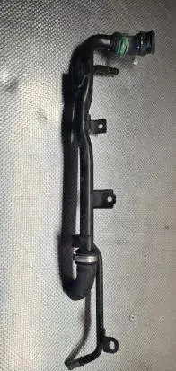 Volkswagen PASSAT B5.5 Engine coolant pipe/hose 06B133607N