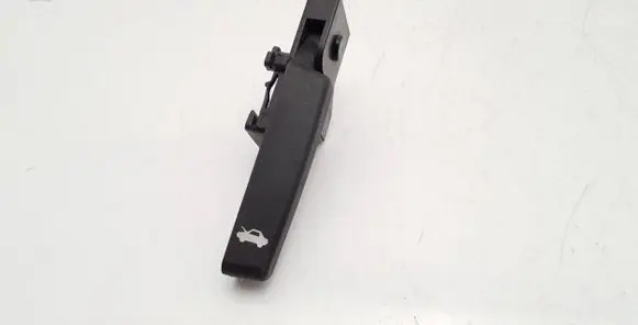 Opel Zafira C Engine bonnet (hood) release handle