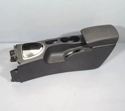 Nissan Qashqai Center console