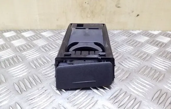 Cup holder