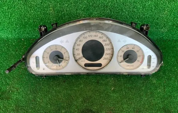 Mercedes-Benz E W211 Speedometer (instrument cluster) A2115409511 003048 110080284
