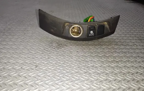 Volvo V50 ESP (stability program) switch 8691530