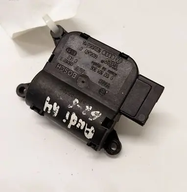 Audi A4 S4 B6 8E 8H Air flap motor/actuator 0132801306