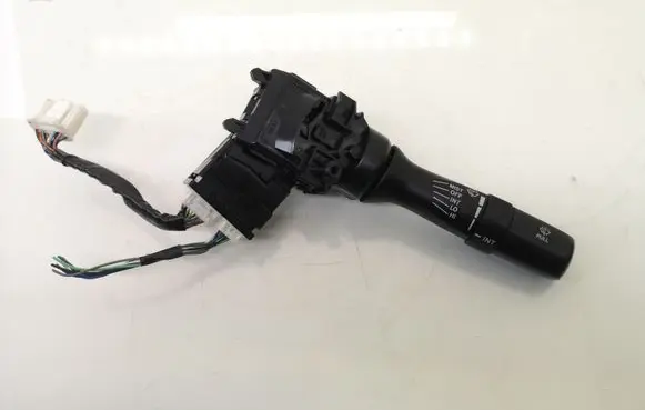 Lexus IS 220D-250-350 Wiper control stalk 17F163 39541