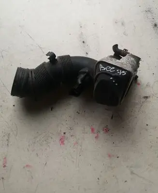 Volkswagen New Beetle Throttle valve 06A133062AB