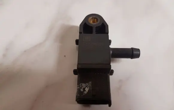 Opel Insignia A Exhaust pressure sensor 55566186
