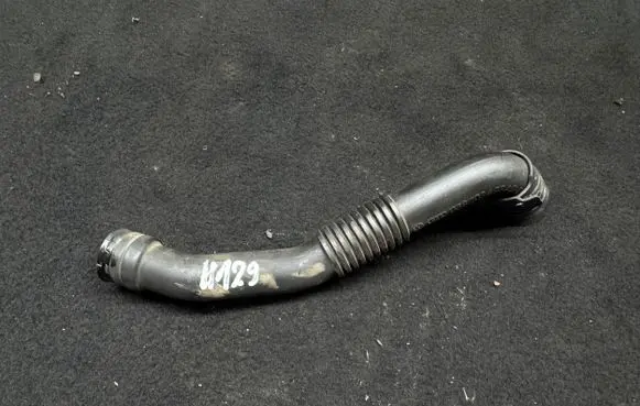Audi A4 S4 B6 8E 8H Breather hose/pipe 038103493AD