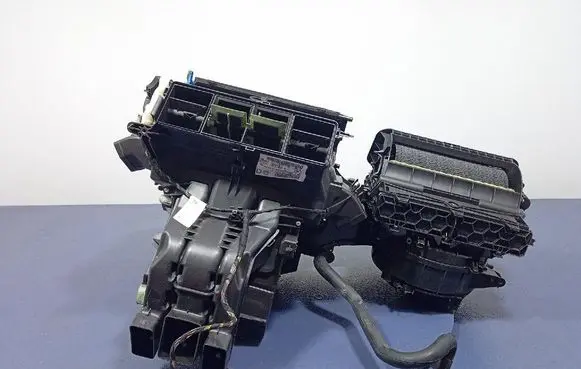 Volkswagen Golf Sportsvan Interior heater climate box assembly 5Q1816002AE