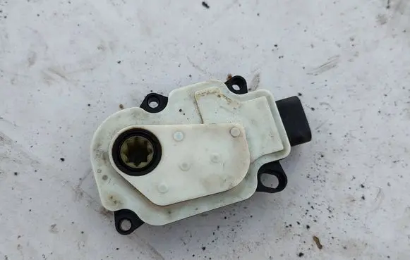 Tesla Model S Other devices 110485401