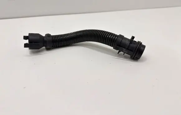 BMW 5 F10 F11 Breather hose/pipe BMPB432 58650910