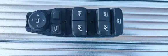 BMW 3 G20 G21 Electric window control switch 7948785