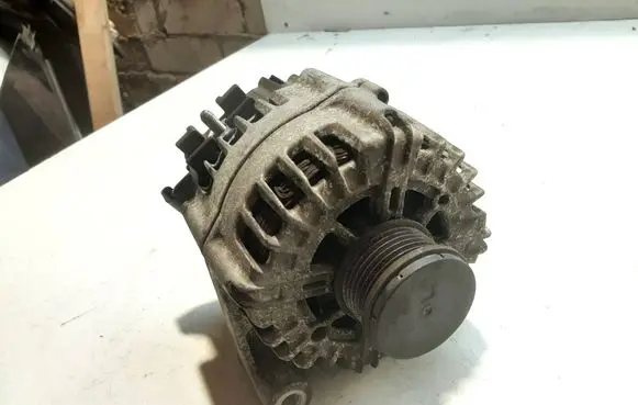 BMW X3 F25 Generator/alternator 8507624 115180A FG18S052