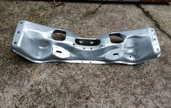 Subaru Impreza II Front bumper support beam 