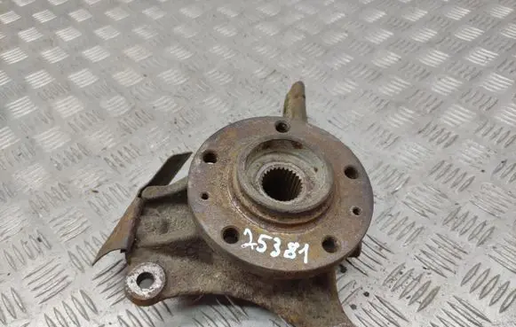 Peugeot 407 Front wheel hub