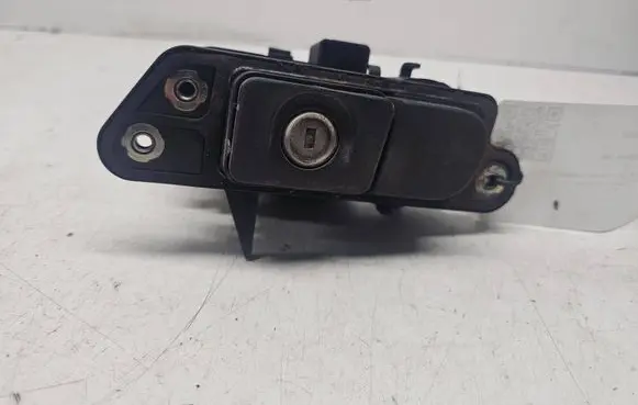 Mercedes-Benz S W220 Tailgate/trunk/boot lock/catch/latch 2208210751
