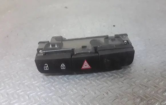Opel Insignia A Hazard light switch 13324594