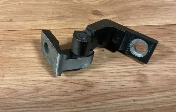 Audi A4 S4 B7 8E 8H Rear door upper hinge 
