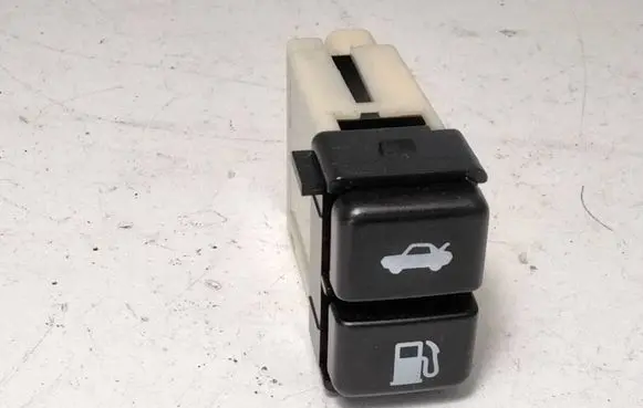 Lexus IS 220D-250-350 Fuel tank opening switch 156726
