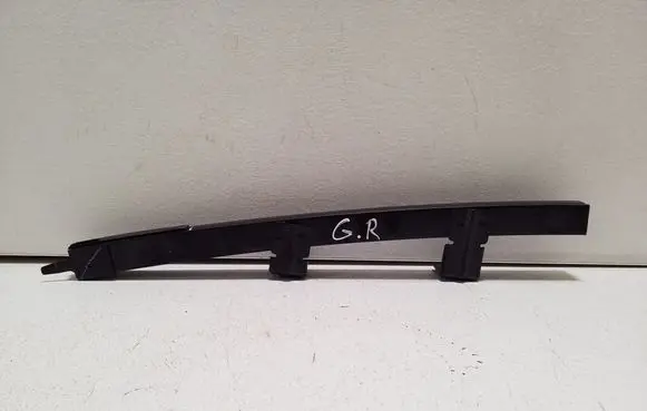 Nissan Navara D23 Rear door windshield rail 4JGR