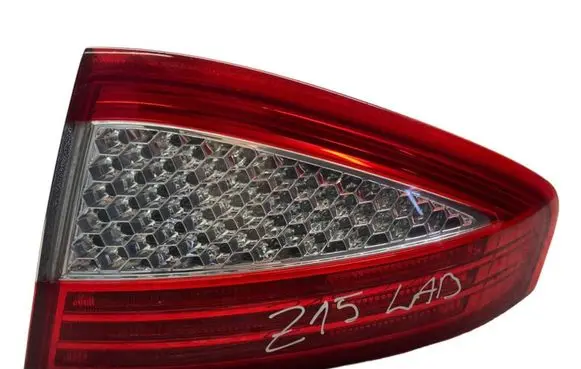 Ford Mondeo MK IV Rear/tail lights 7S7113404A